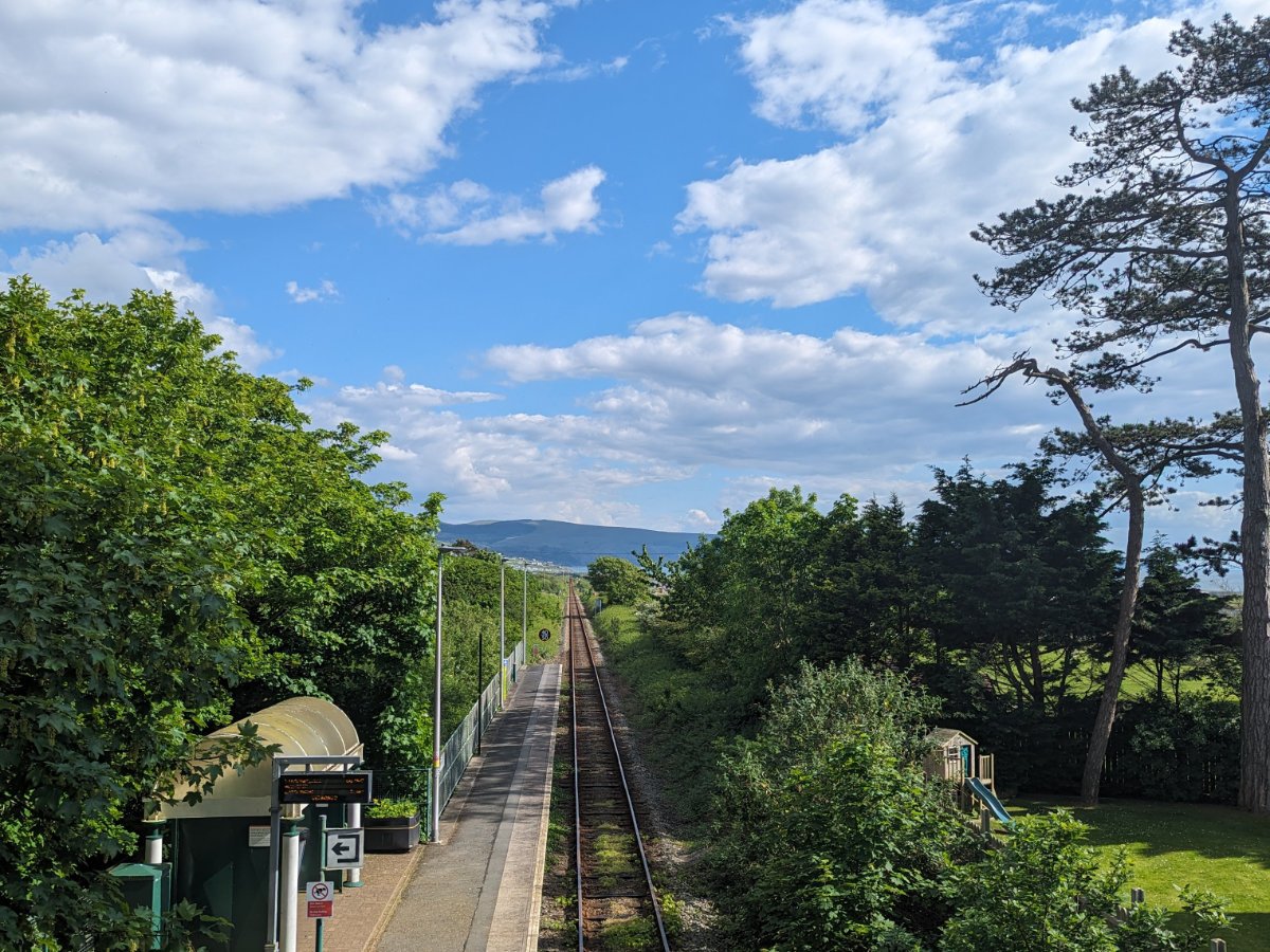 Post Banner - Welsh trains saved our holiday - in spite of their faults